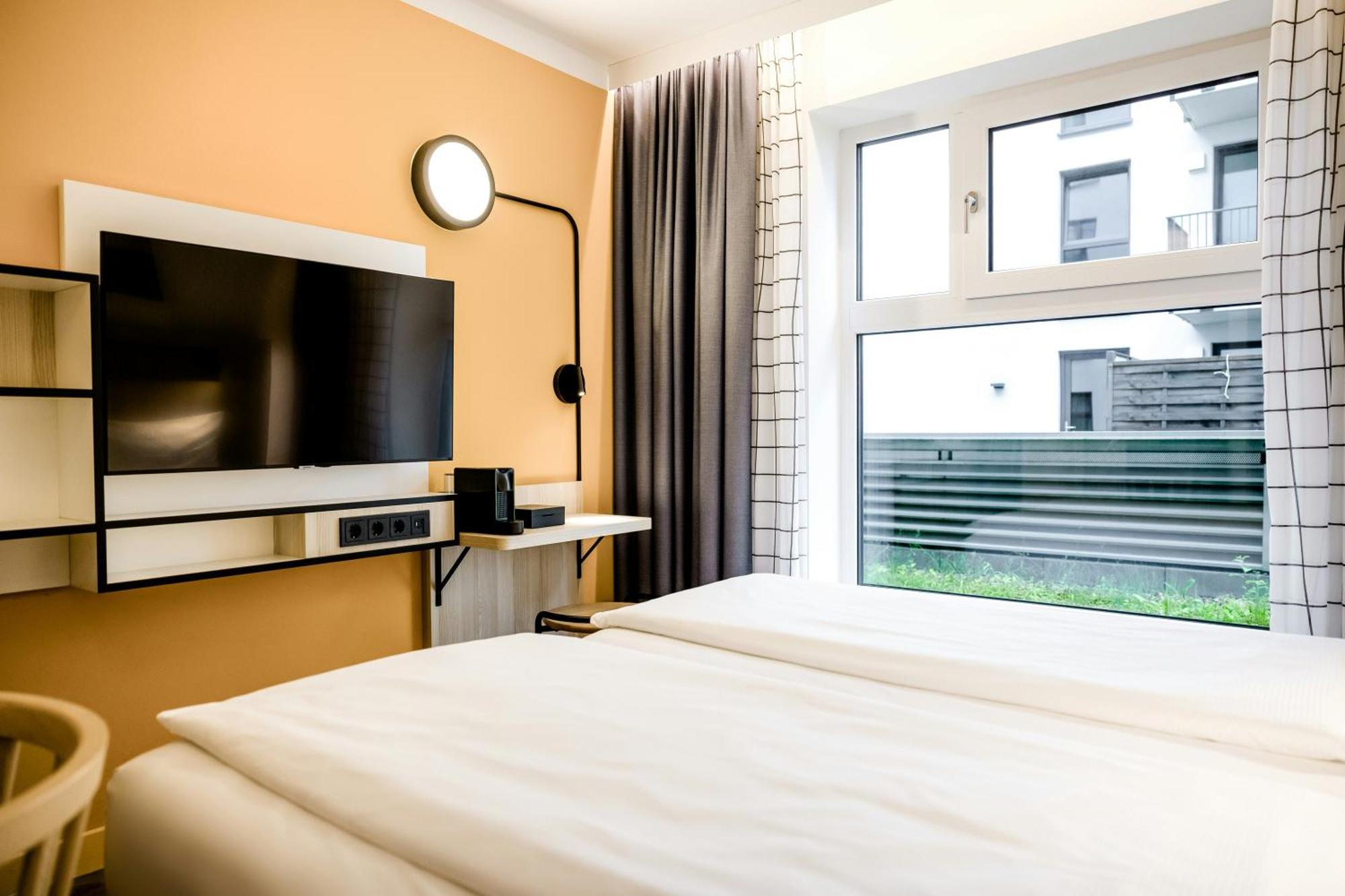 Studio Twin beds